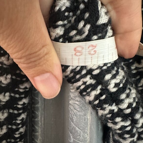 Diane von Furstenberg Ahiga Wool Tweed Turtleneck Sweater Size Small - Picture 13 of 14